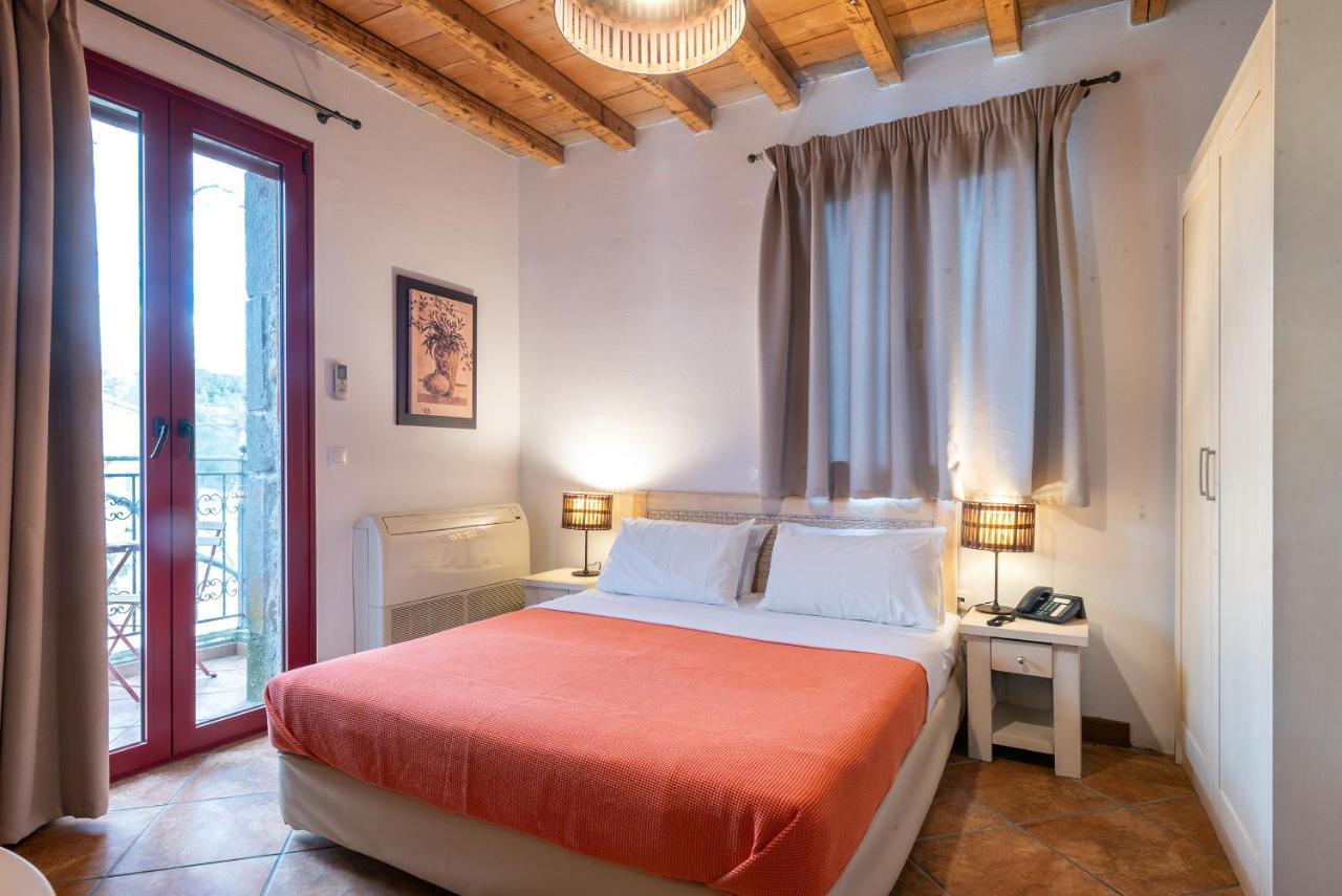 Lively Lofts By The Varos Residences Esterno foto