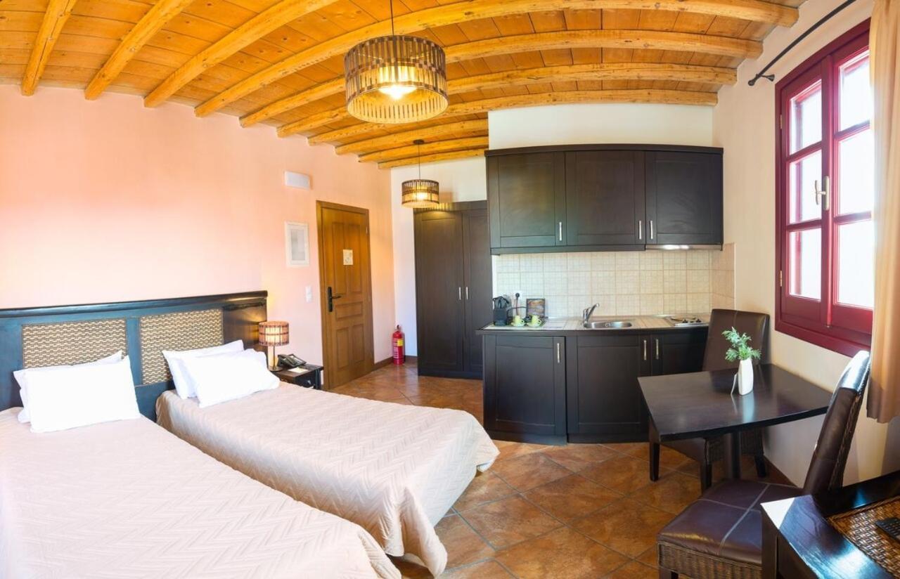 Lively Lofts By The Varos Residences Esterno foto