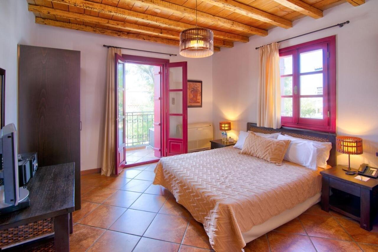 Lively Lofts By The Varos Residences Esterno foto
